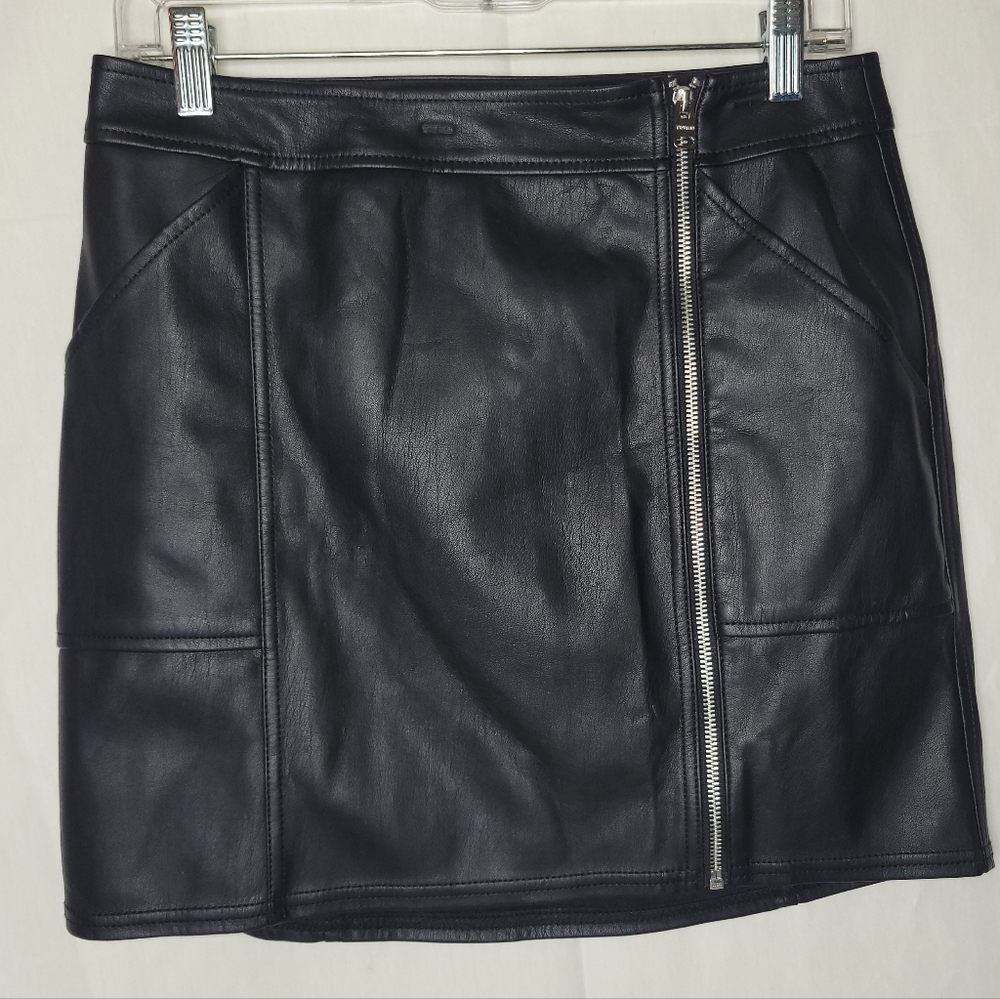Express Faux Leather Black Mini‎